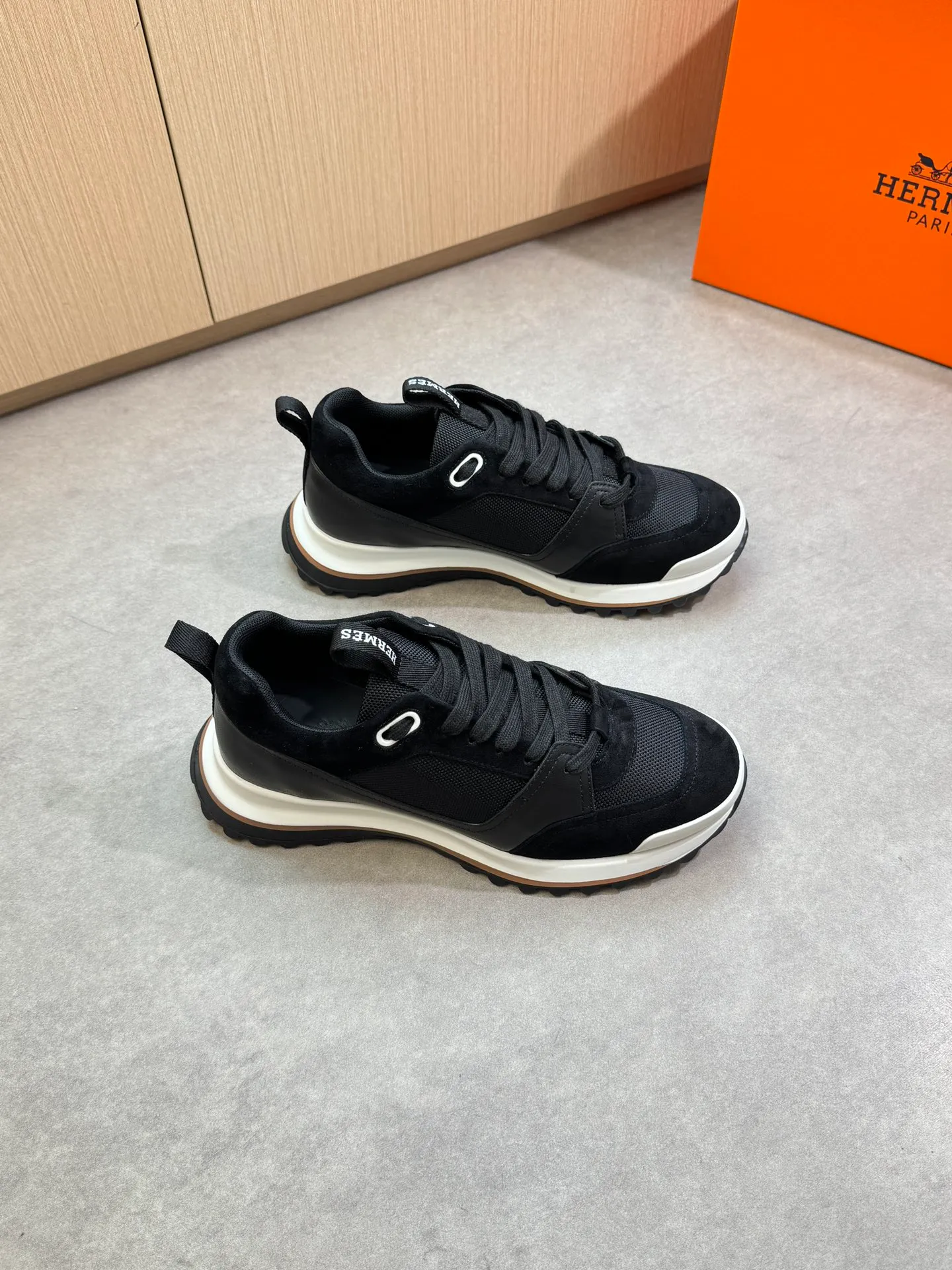 Men's shoes 💰700 [HERMES] Hermès - High-end quality original order·Casual sports shoes - Upper: 🔝Nappa calfskin, suede sheepskin leather, brand high mercerized canvas, tongue. Heel. Brand logo webbing - Inner: brand canvas, foot pad; water-dyed cowhide - Outsole: ultra-light T men's shoes 💰U foam·rubber; two-color molded outsole -Ultra-high quality control·Fine workmanship: highlighted (high-end·nobility·grade) -Size: 39-44 (38, 45, can be customized)·0118